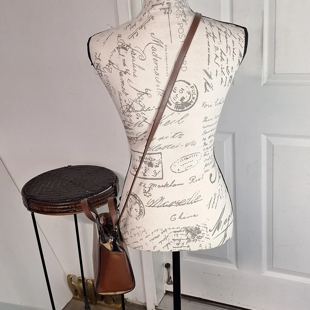 Alberta Di Canio Leather Crossbody Handbag - Picture 10 of 15